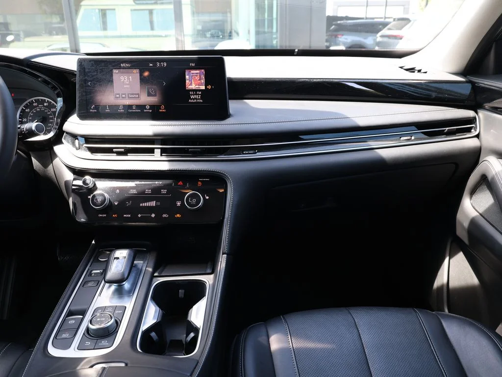 Certified Used 2023 Gray INFINITI PURE image 25
