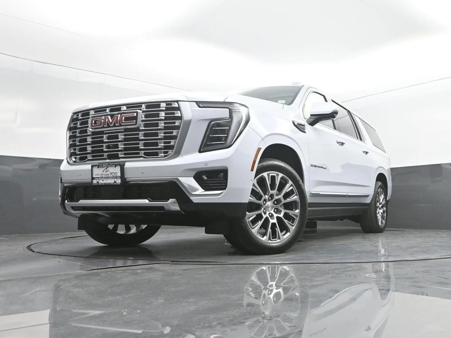 New 2026 Glacier White Tricoat GMC Denali image 54