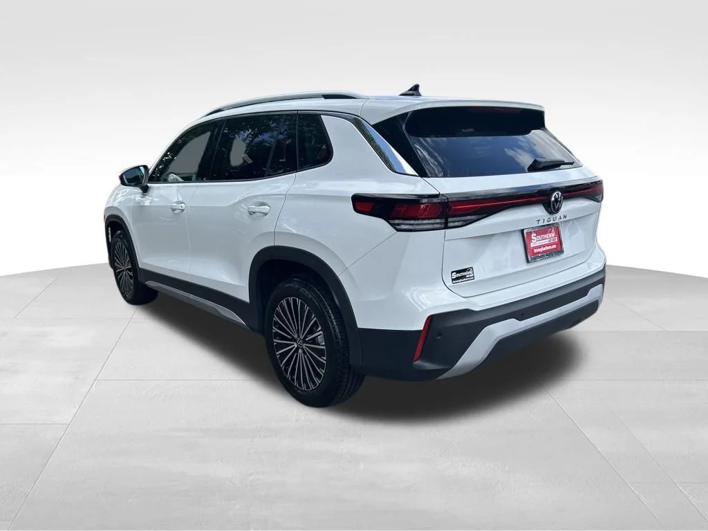2025 Volkswagen Tiguan S - Photo 8