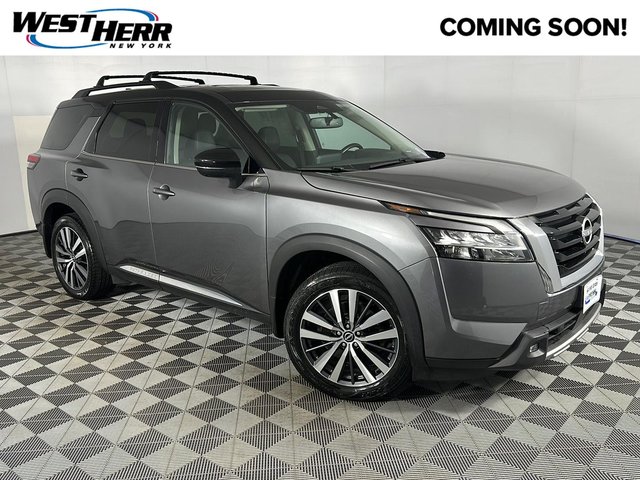 2022 Nissan Pathfinder Platinum