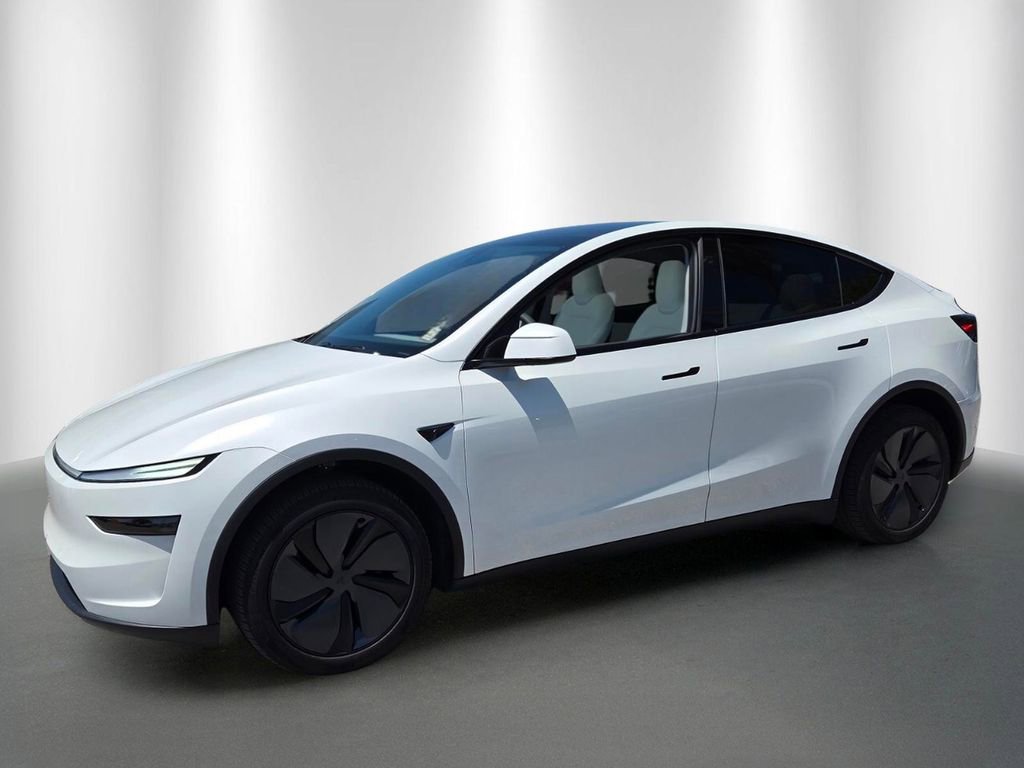 Used 2026 Tesla Model Y Premium with VIN 7SAYGDED9TA425739 for sale in Tampa, FL