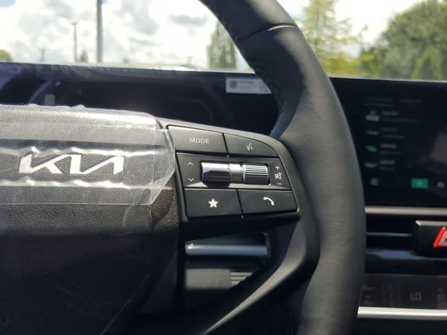 2026 Kia Sportage SX - Photo 16