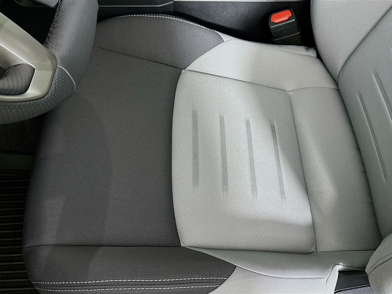 2025 Toyota Tacoma TRD Off Road - Photo 20