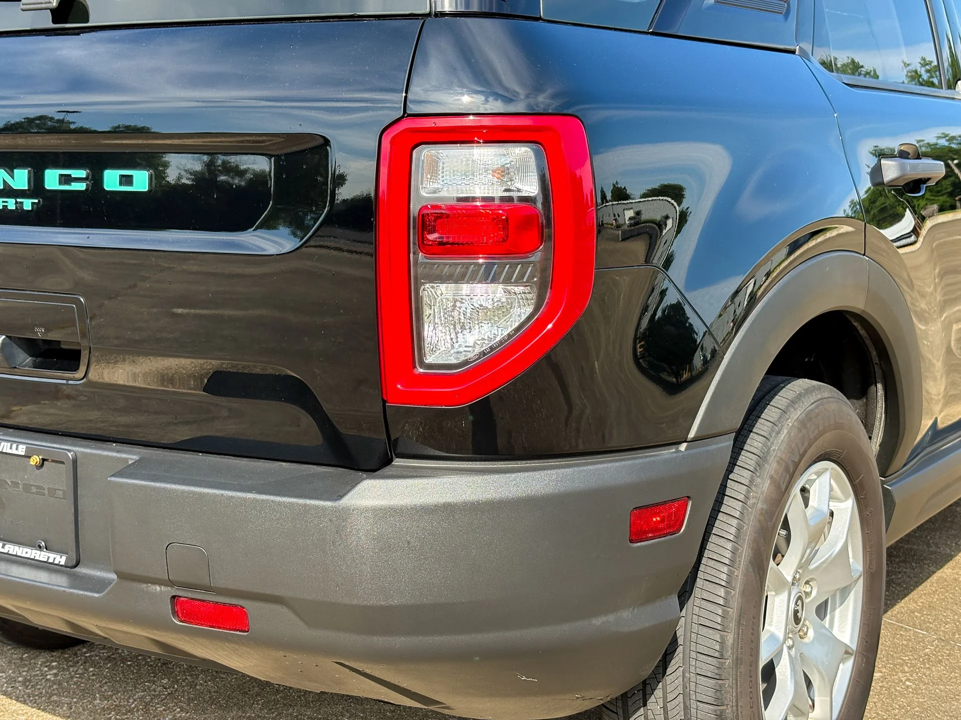 Used 2022 Black Ford Base image 12
