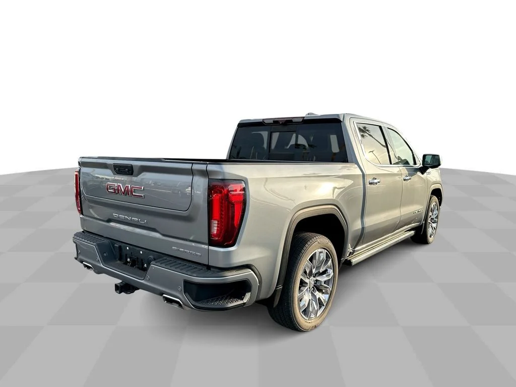 Used 2023 Silver GMC Denali image 24