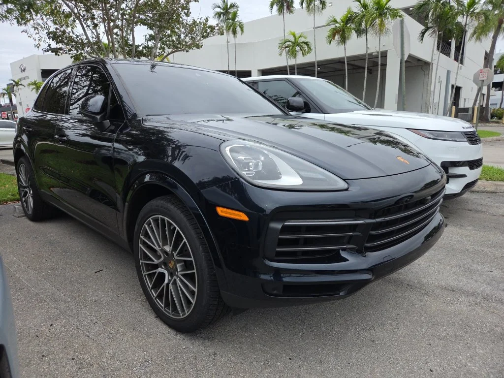 Used 2022 Blue Porsche  image 1