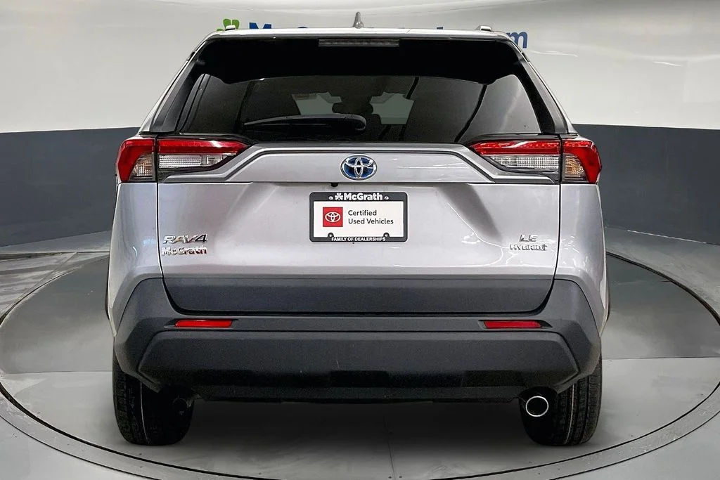 Certified Used 2021 Silver Toyota LE image 6