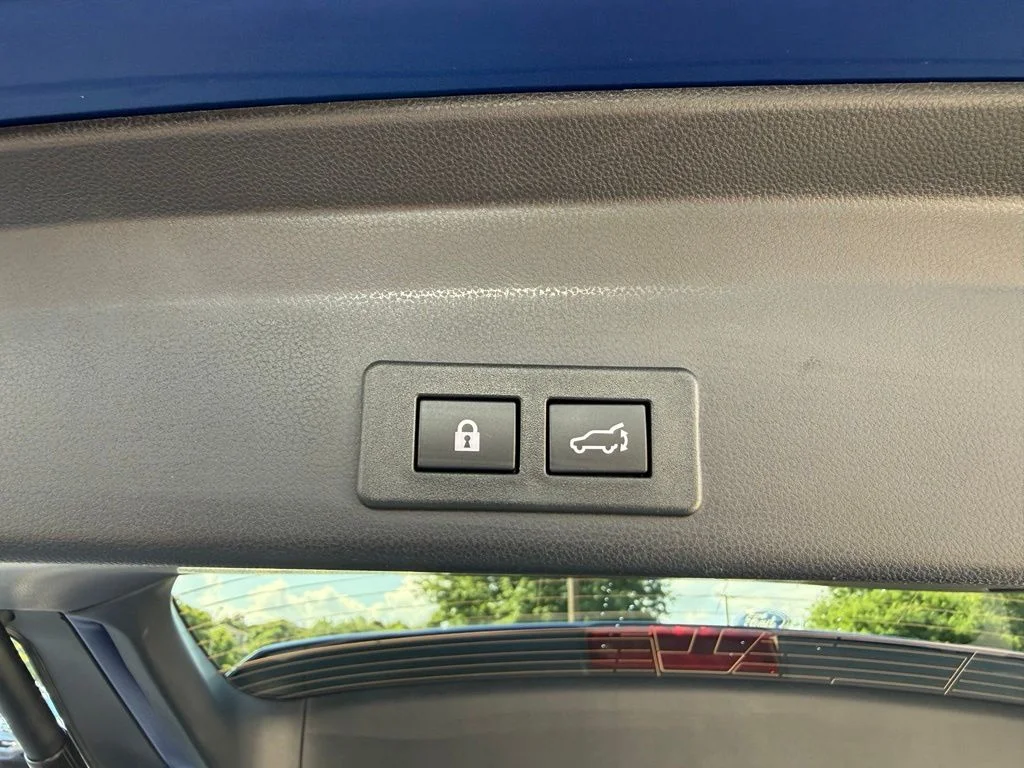 Used 2026 Blue Subaru Premium image 30