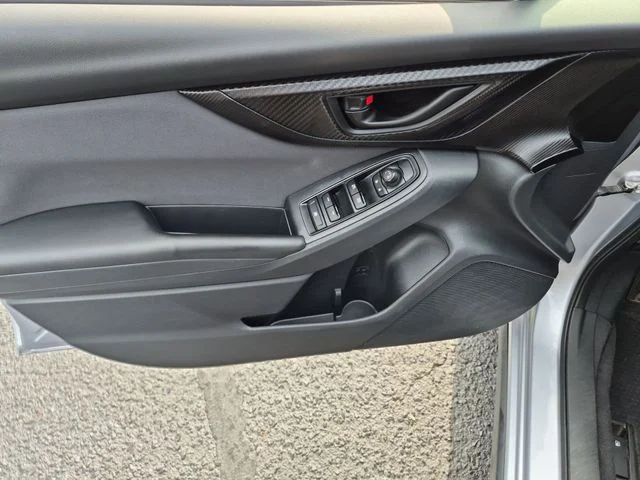 Used 2018 Silver Subaru 2.0i Premium image 12