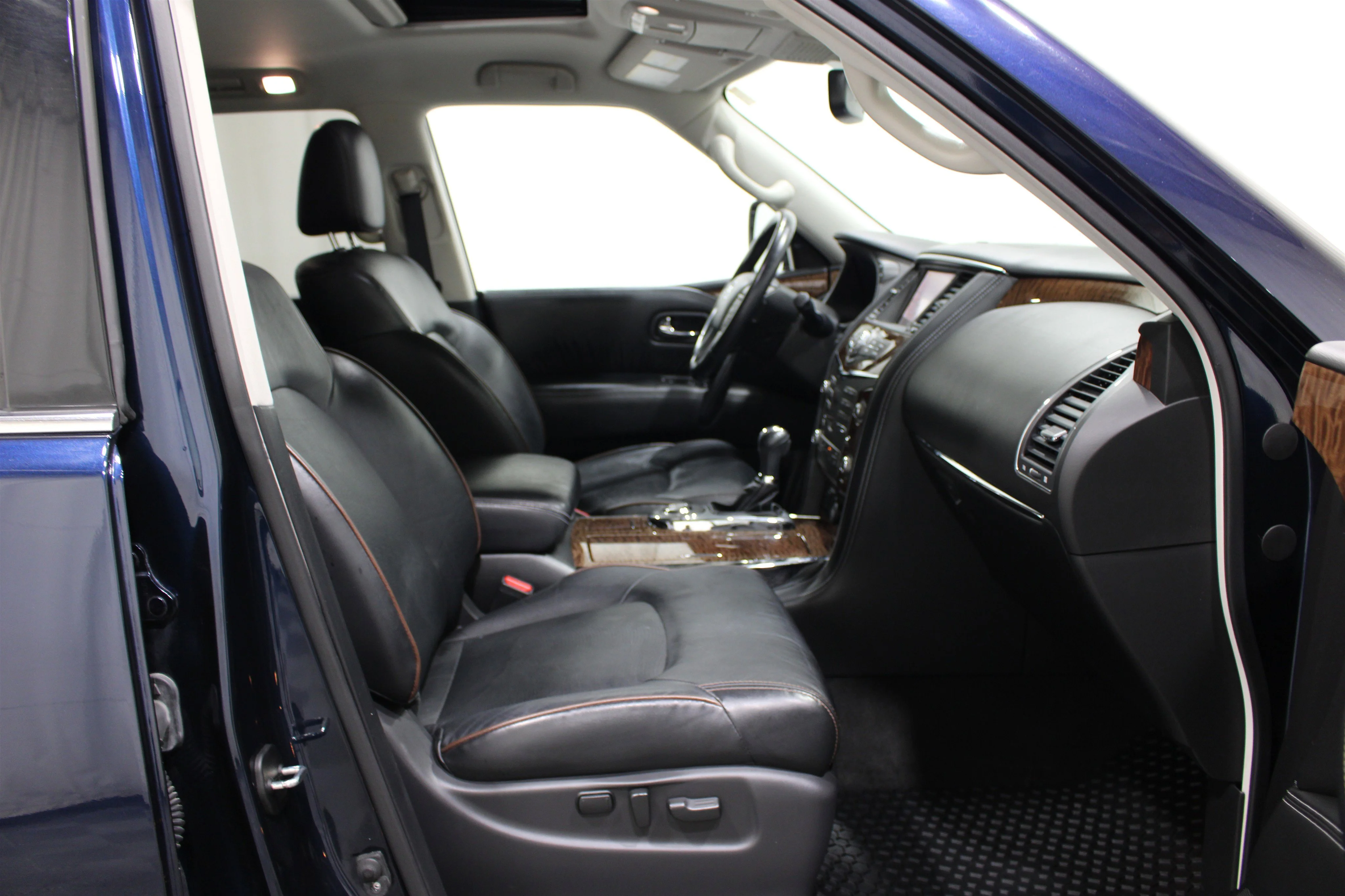 2020 Nissan Armada SL - Photo 26
