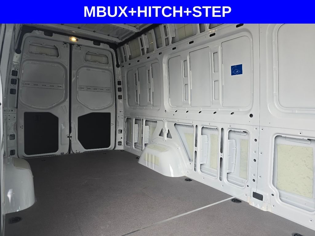New 2026 Arctic White Mercedes-Benz Cargo 170 WB image 13