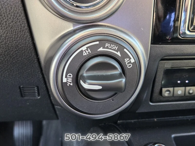 Used 2017 Magnetic Black NISSAN PLATINUM RESERVE image 25