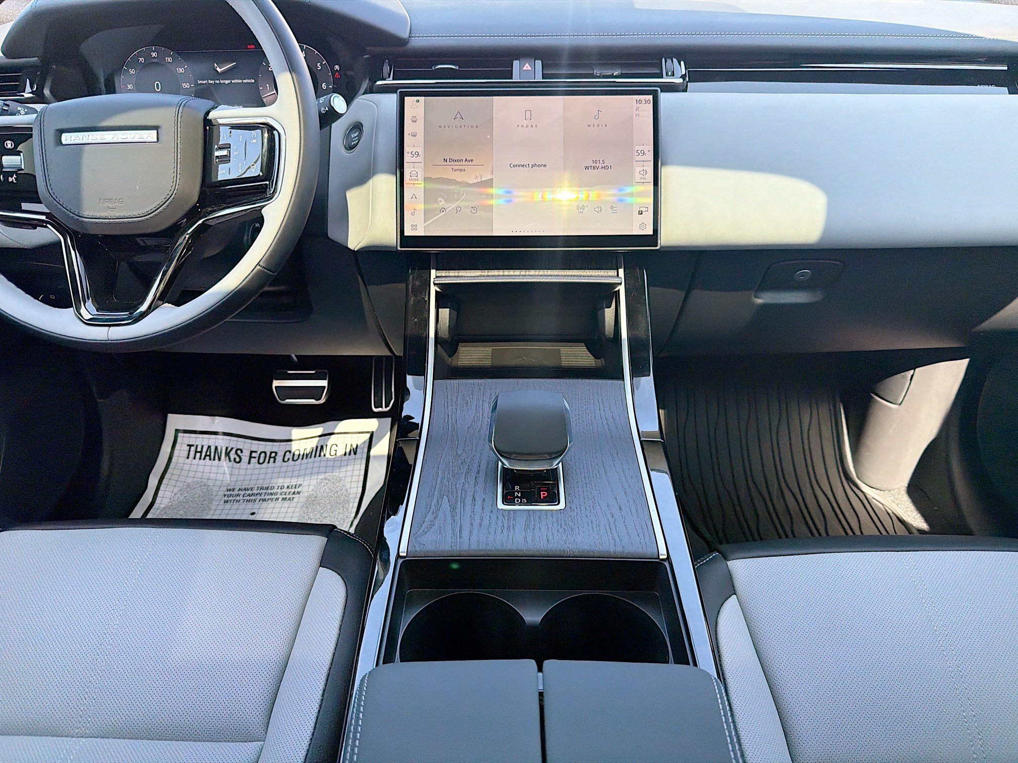 New 2026 Batumi Gold Land Rover Belgravia Edition image 18