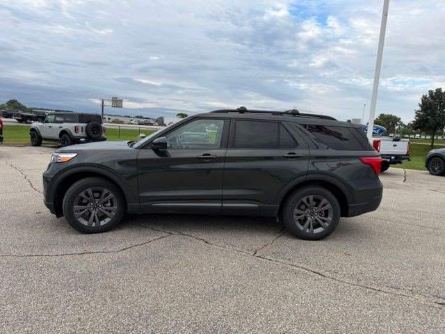 Used 2023 Green Metallic Ford XLT image 7
