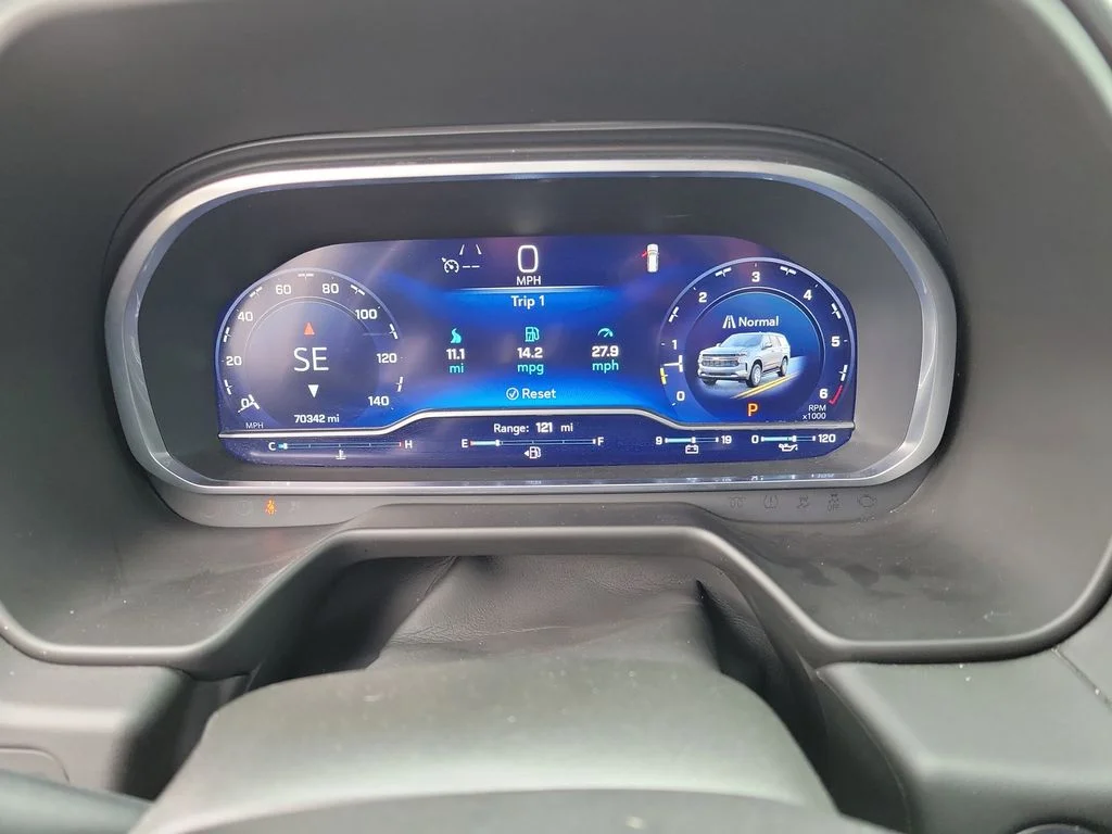 Used 2023 Gray Chevrolet LT image 22