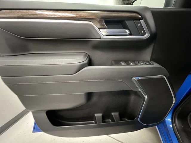 2025 Chevrolet Silverado 1500 LT - Photo 23