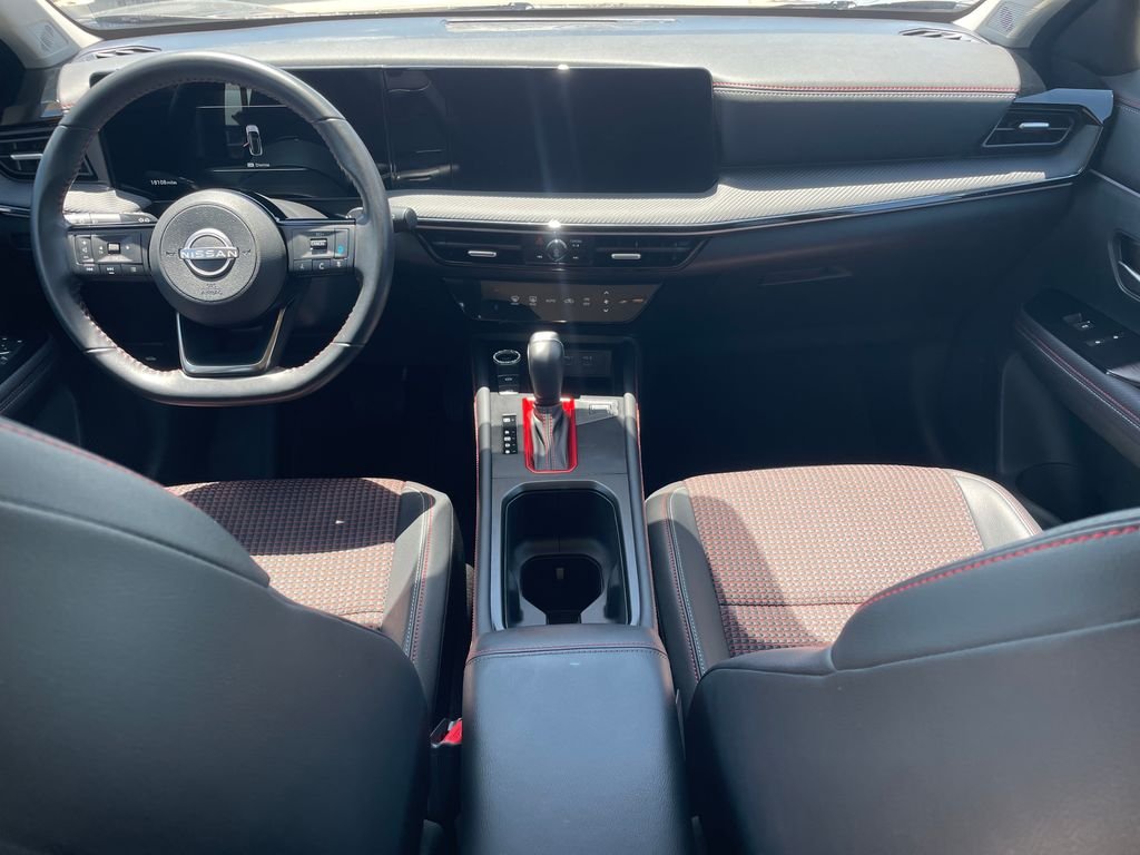 Used 2025 Brown Nissan SR image 12