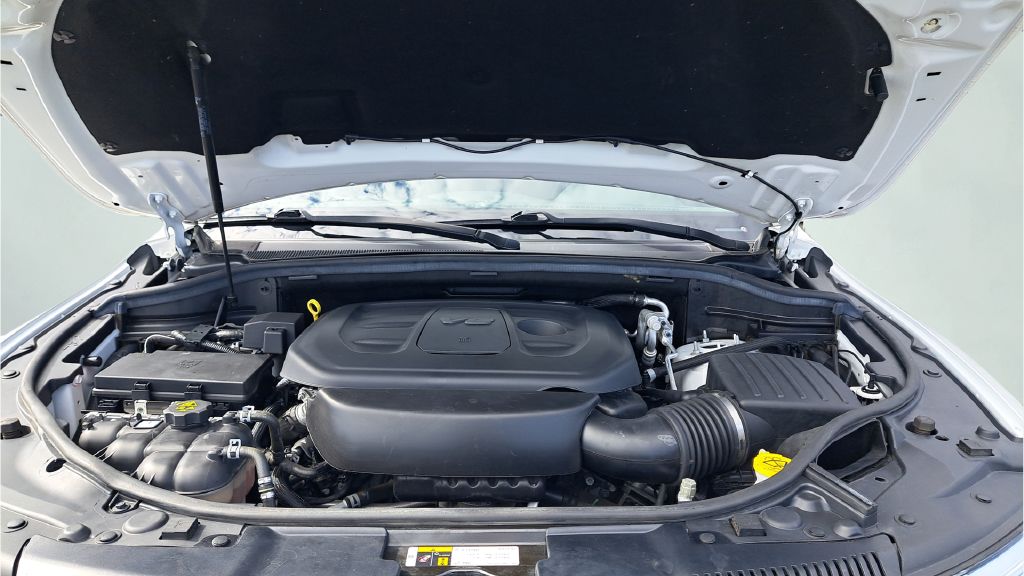 Used 2019 White Dodge SXT Plus image 26
