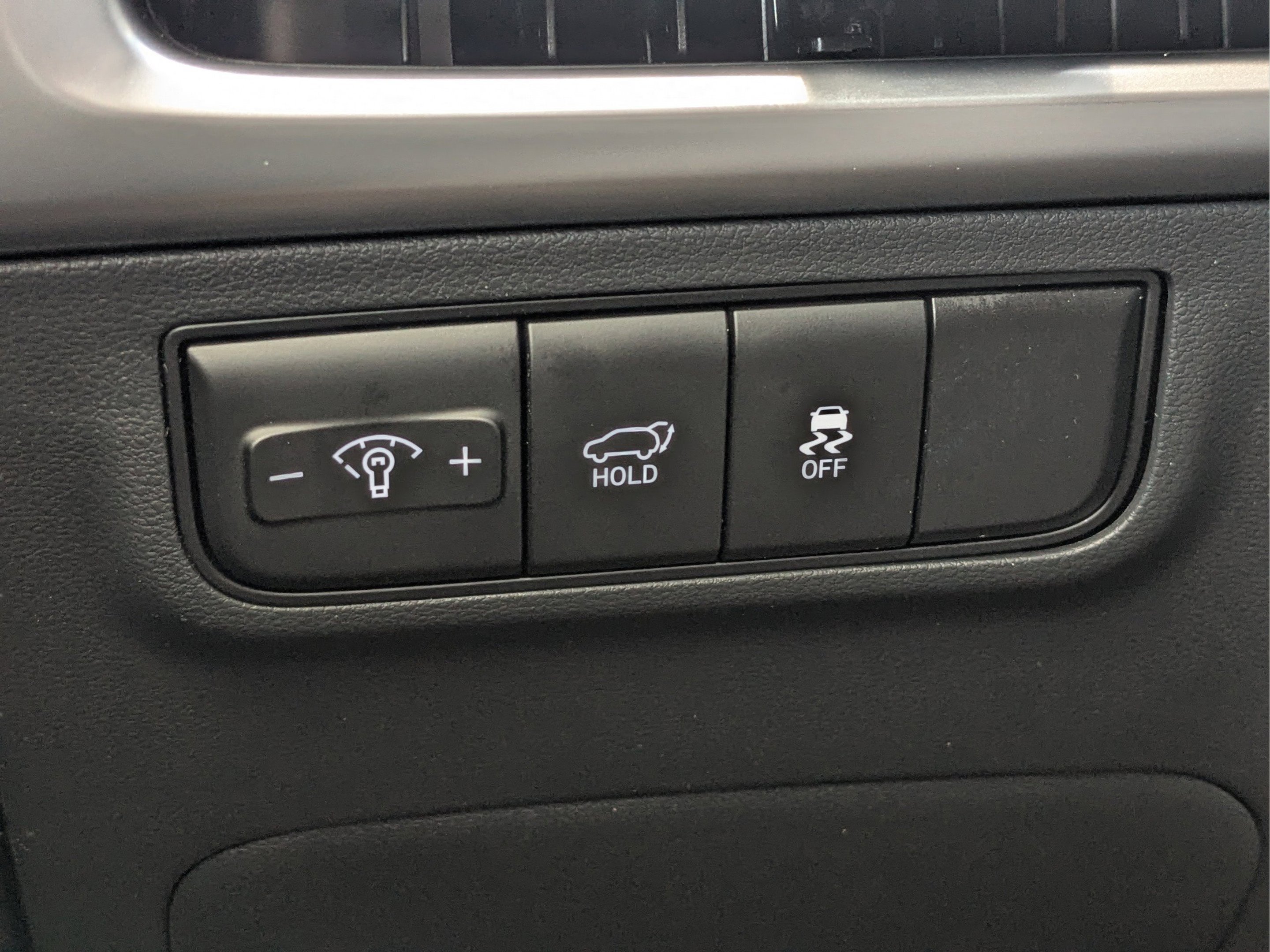 New 2026 Ecotronic Gray Hyundai SEL Premium FWD image 29