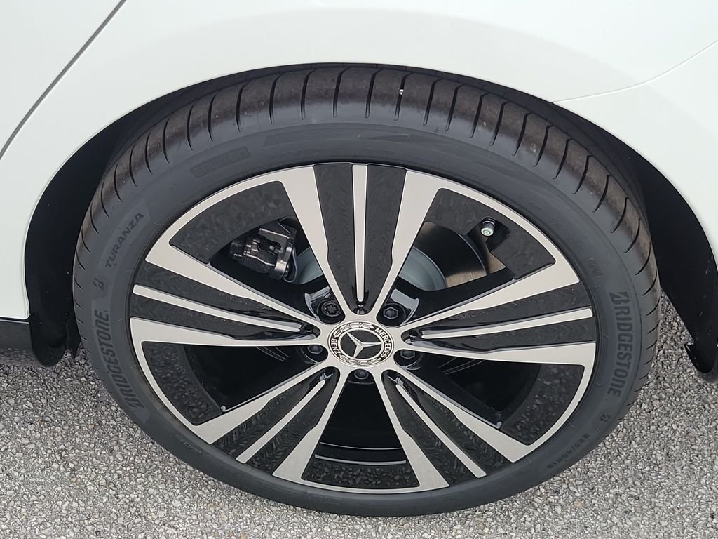 New 2027 Polar White Mercedes-Benz CLA 220 image 8