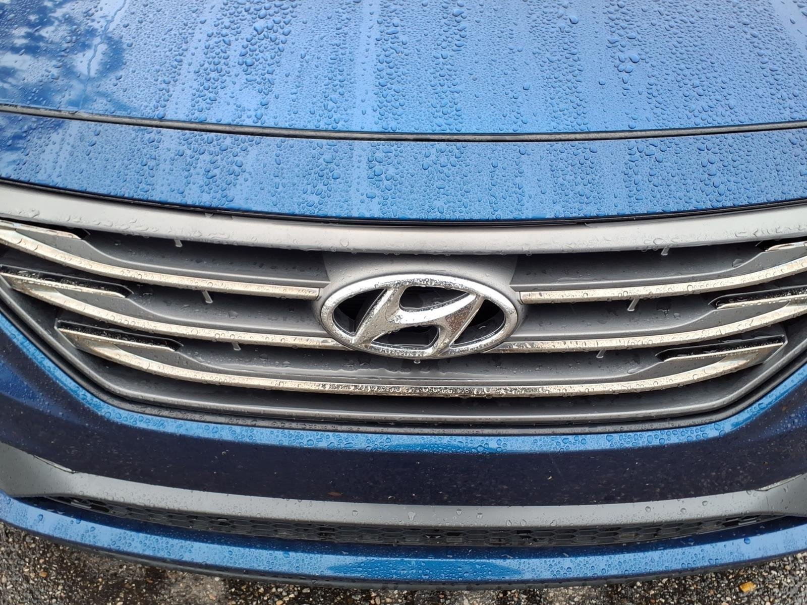 Used 2016 Lakeside Blue Hyundai 2.4L Sport image 10