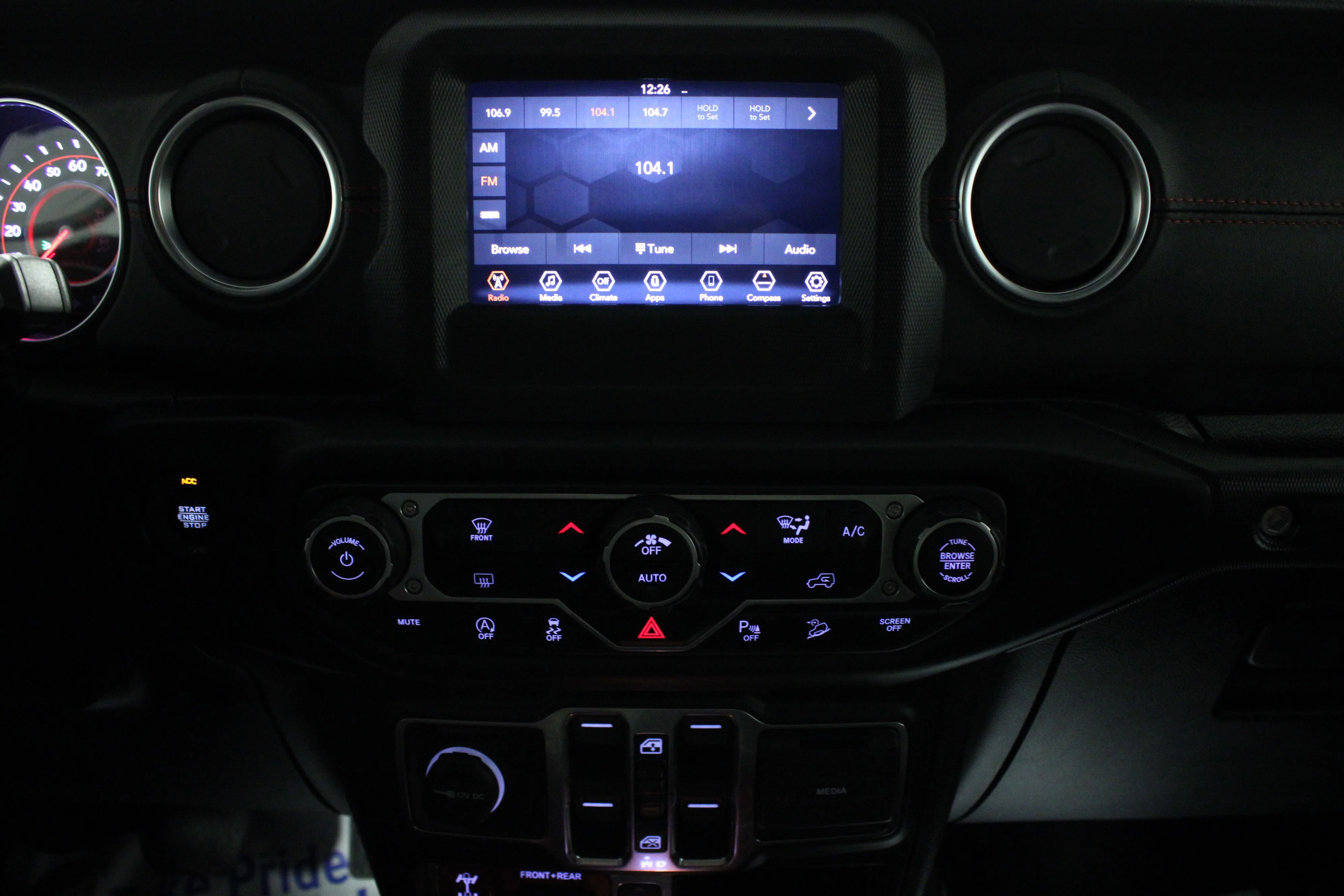 Used 2020 Black Clearcoat Jeep Recon image 22