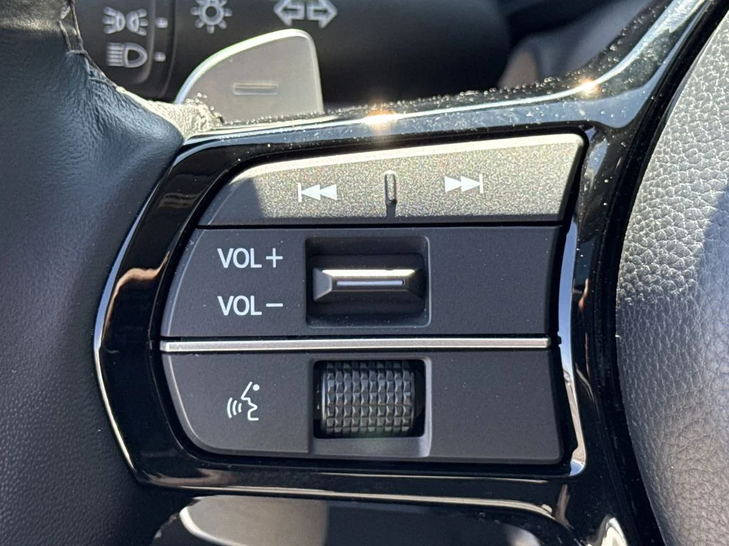 2025 Acura ADX Base - Photo 24