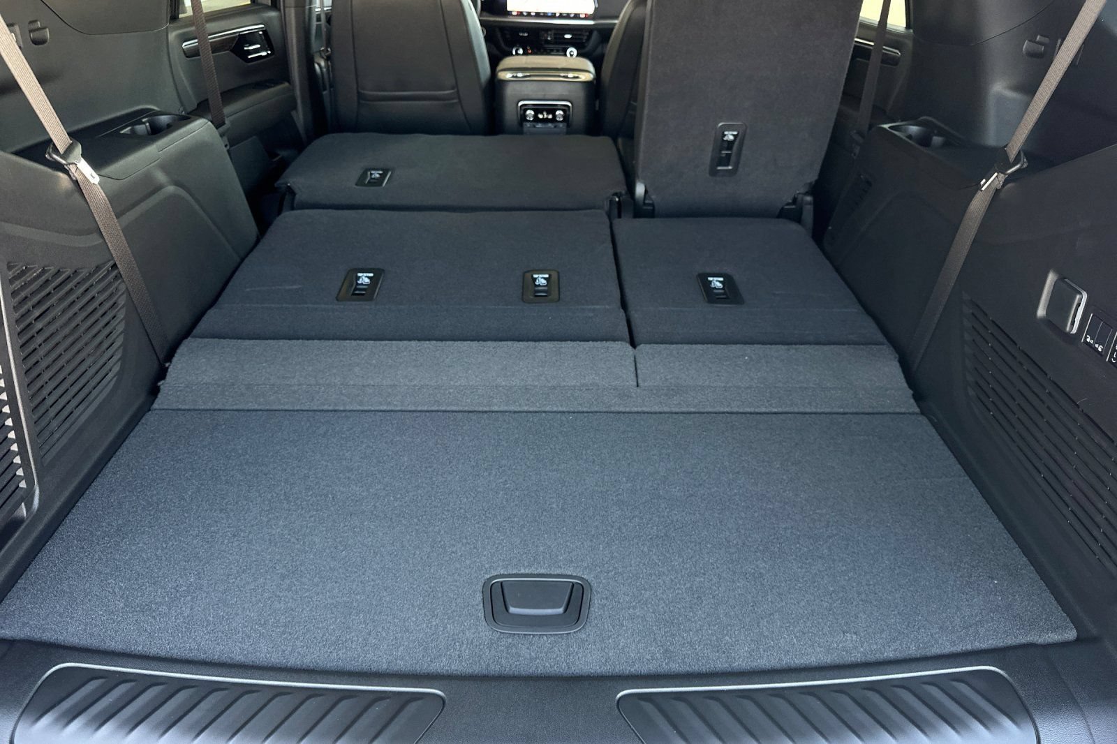 2026 Chevrolet Tahoe LT - Photo 16