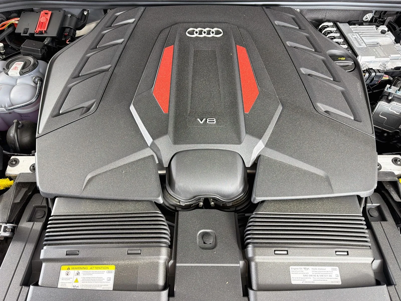 New 2026 Black Audi 4.0T Prestige image 32