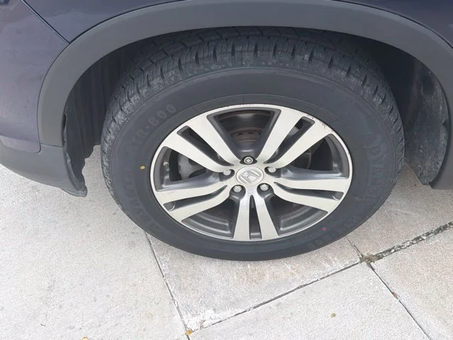 Used 2016  Honda EX-L image 11