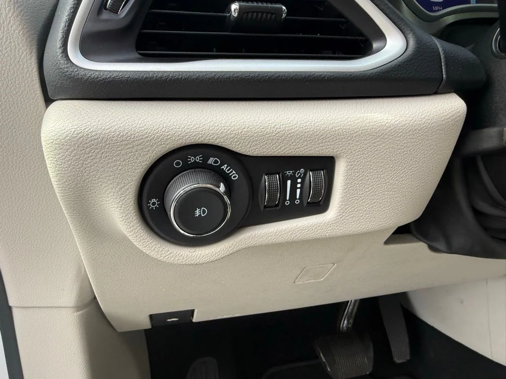 Certified Used 2023 White Chrysler Touring L image 15