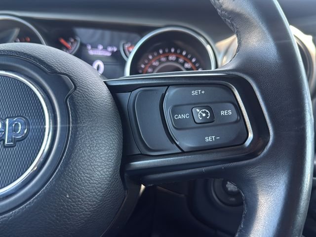 Used 2019 Silver Jeep Unlimited Sport S image 16