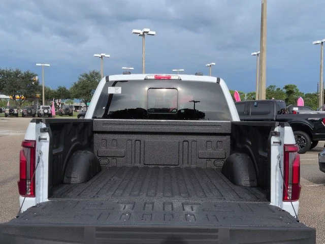 New 2026 Oxford White Ford Lariat® image 14