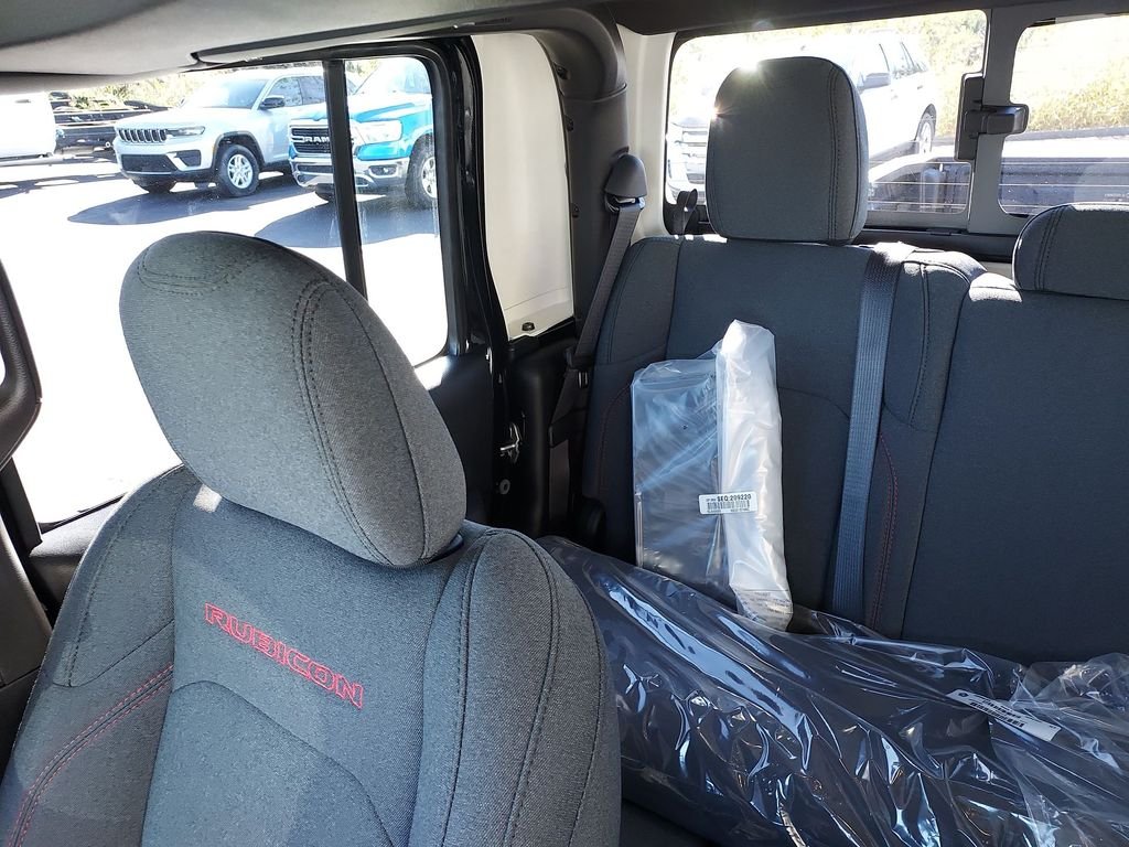 Used 2025 Black Jeep Rubicon image 12