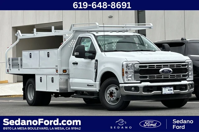 2025 Ford Chassis Cab F-350® XL