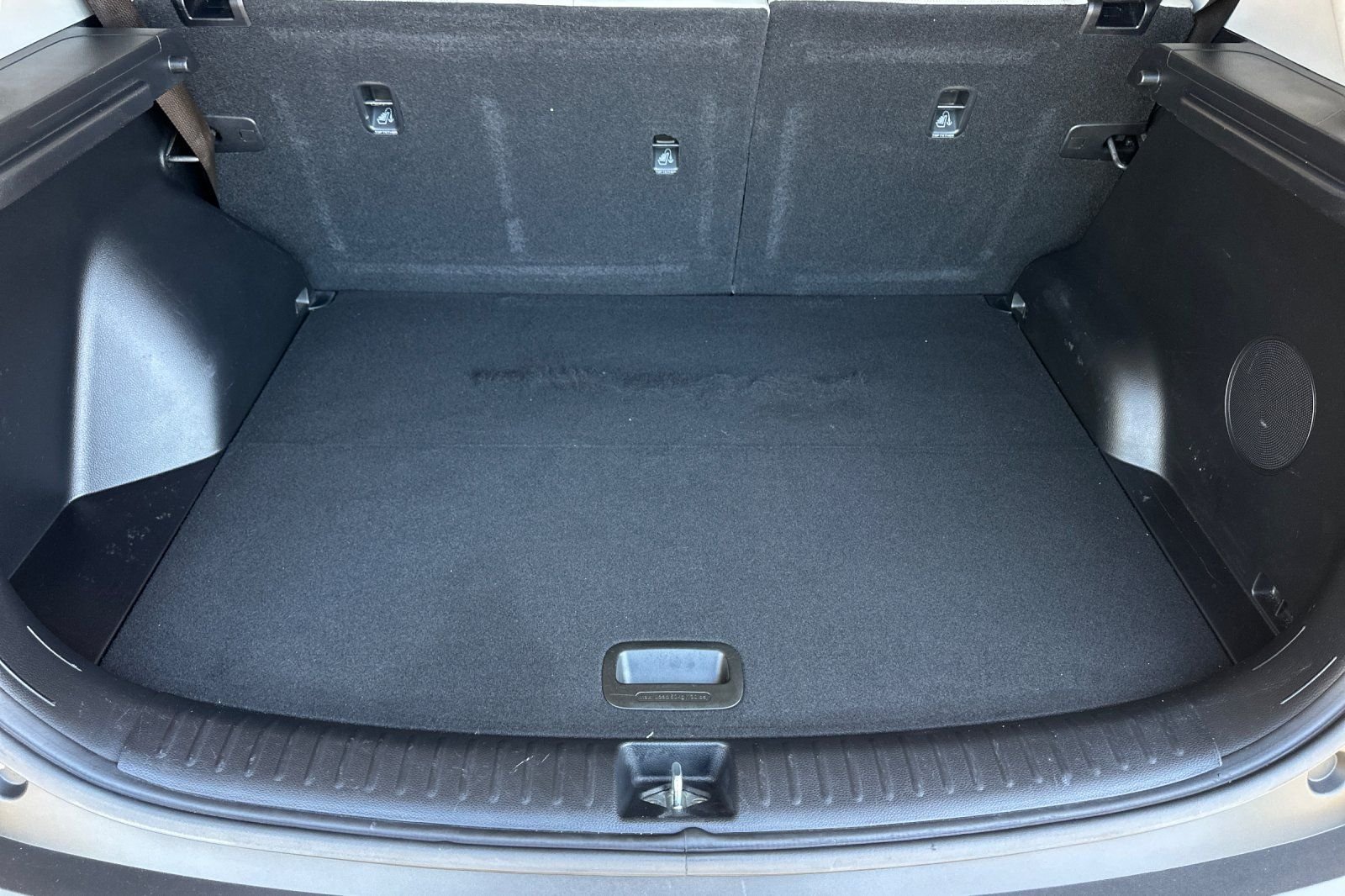 Used 2021 Gray Kia SX image 16