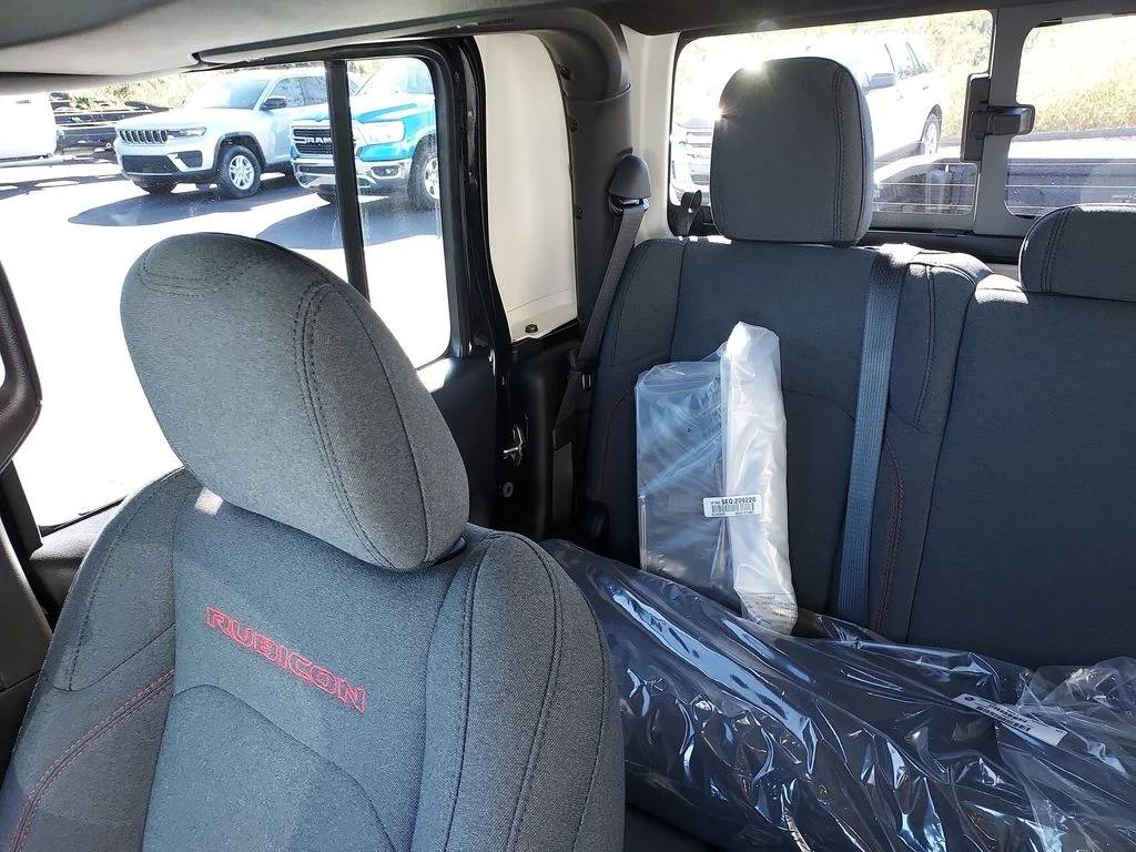 Used 2025 Black Jeep Rubicon image 14