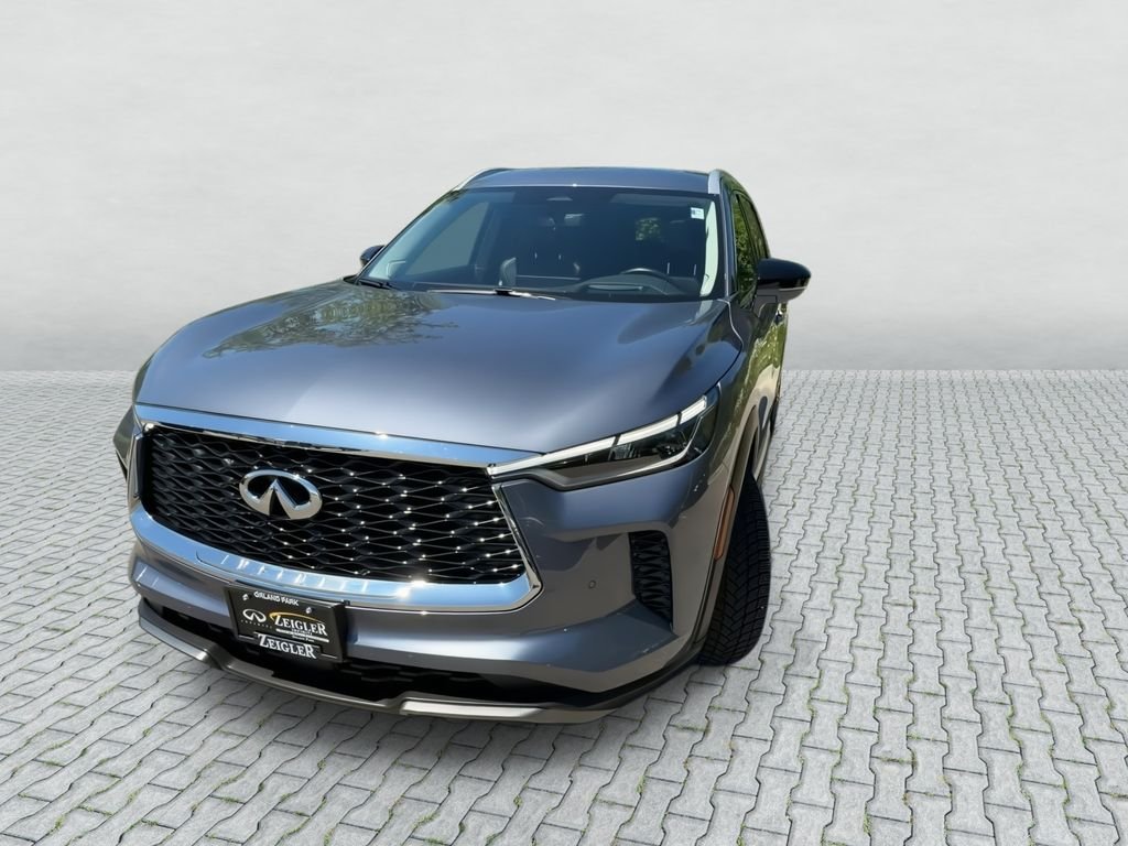 Used 2023 Moonbow Blue INFINITI Sensory image 3