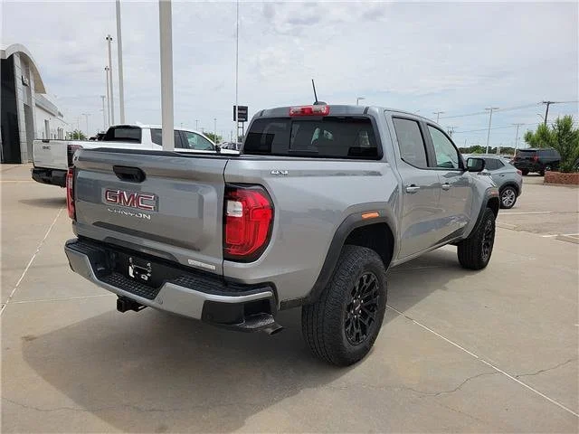New 2026 Sterling Metallic GMC Elevation image 3