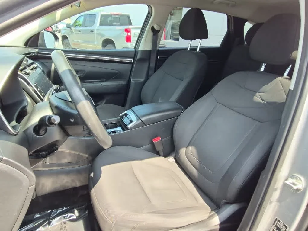 Used 2022 Shimmering Silver Hyundai SEL image 10