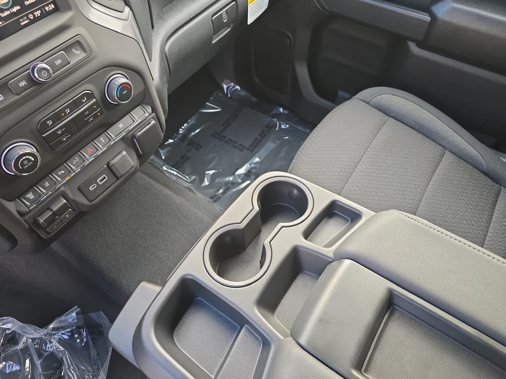 2026 Chevrolet Silverado 2500 HD Custom - Photo 25