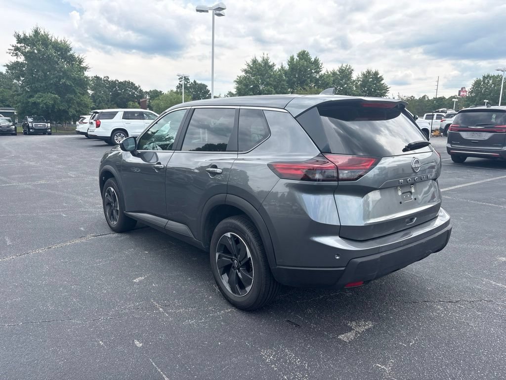 Used 2025 Gun Metallic Nissan SV image 6