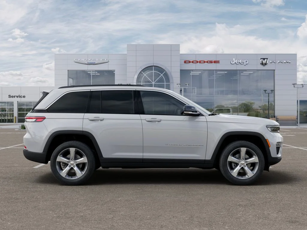New 2025 Bright White Clear-Coat Exterior Paint Jeep Limited image 22
