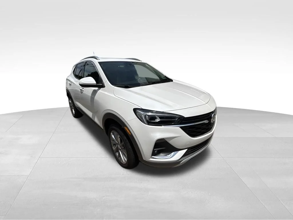 Used 2022 White Buick Essence image 9