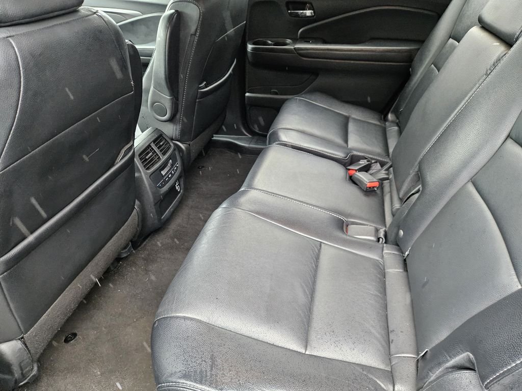 Used 2021  Honda EX-L image 31