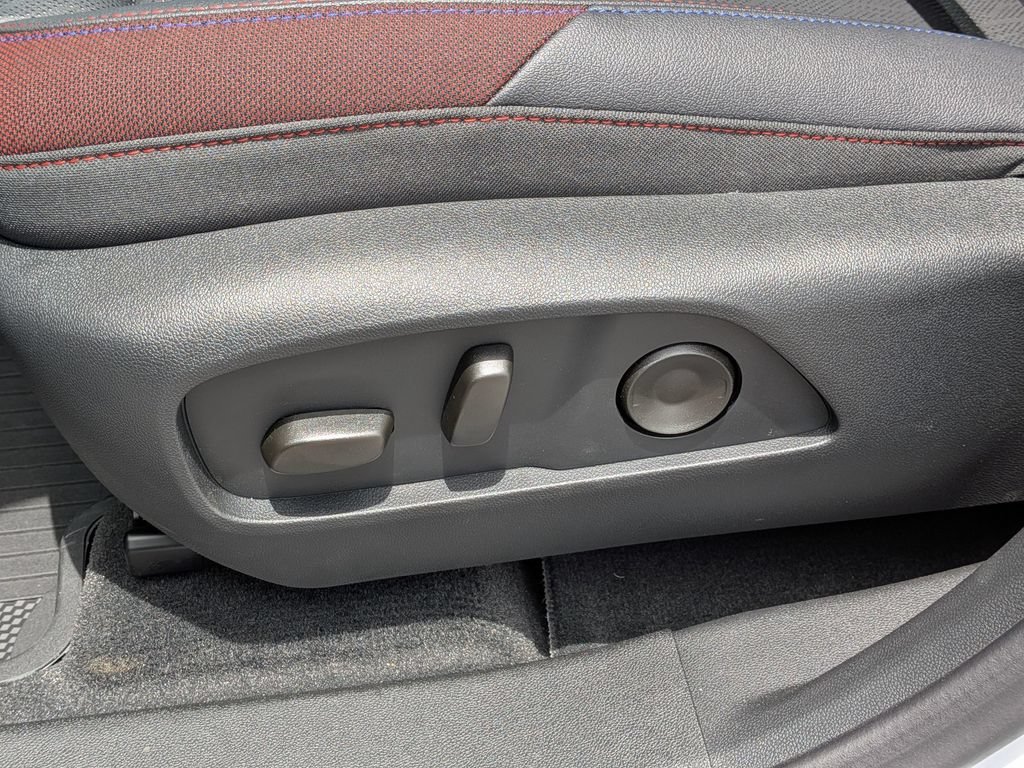 2026 Chevrolet Equinox RS - Photo 17