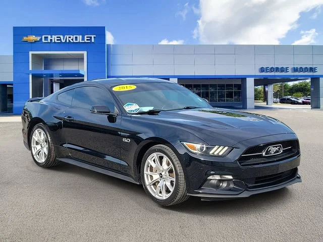 2015 Ford Mustang GT Coupe Premium's photo