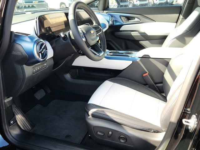 2026 Chevrolet Equinox EV 2LT - Photo 7