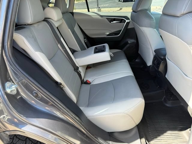 2021 Toyota RAV4 XLE Premium - Photo 37