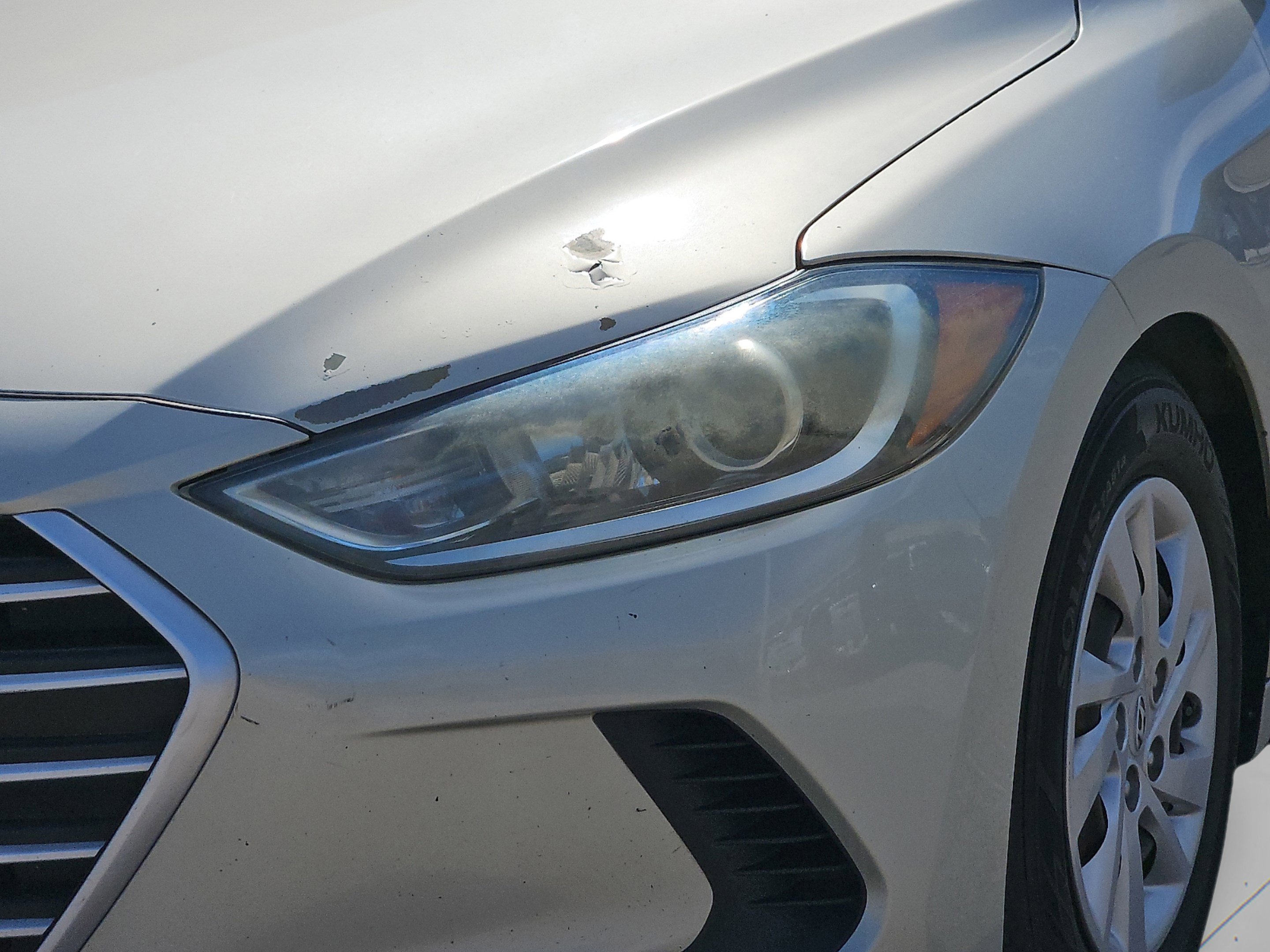 Used 2017 Mineral Beige Hyundai SE image 8